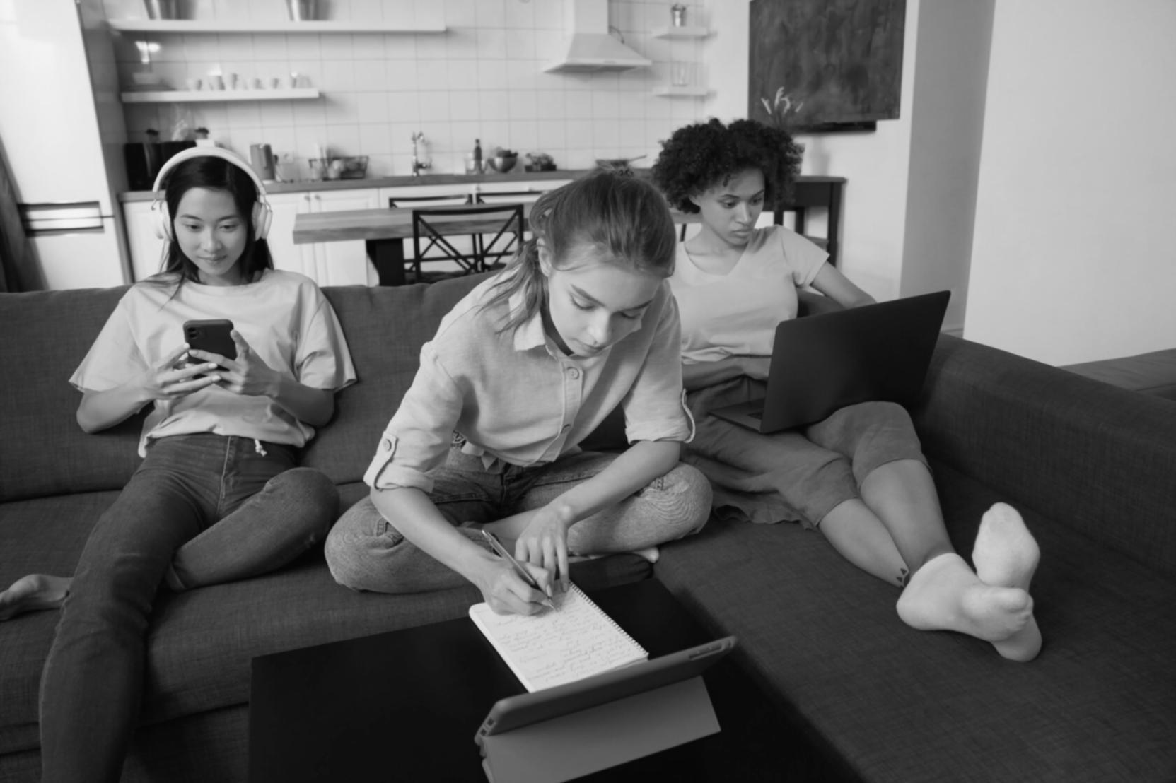 Analyse de données financières sur écran d'ordinateur